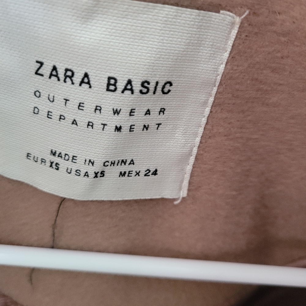Zara Coat - Picture 3 of 8